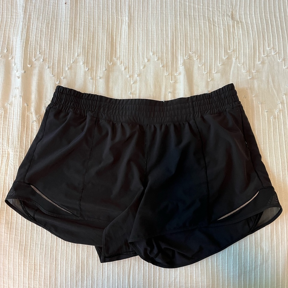 Lululemon Athletica Black hotty hot shorts high rise